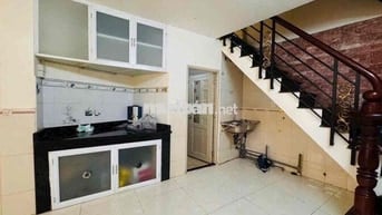 Cho thuê nhà hẻm 95/31 đường số 4, Cư xá Đô Thành, Quận 3 7,7tr