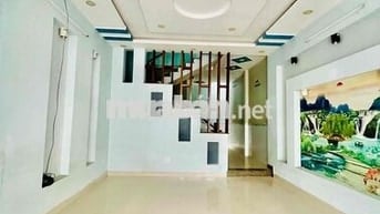 Nhà Sạch Sẻ DT 5x16 1Trệt 2Lầu 4Pn 3Wc Sân Rộng Đậu Xe Máy Hẻm Ba Gác