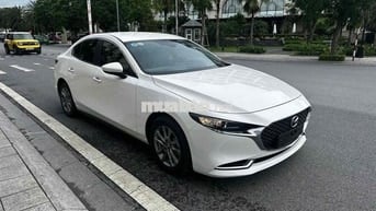 Mazda 3 2023 1.5L Luxury - 25000 km chuẩn contomet
