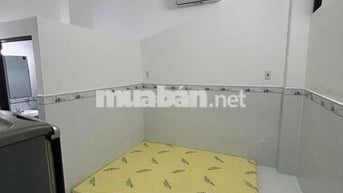 HOÀNG HOA THÁM-CỘNG HÒA:Có 1 phòng MỚI XÂY, CÓ MÁY LẠNH, THANG MÁY !!!