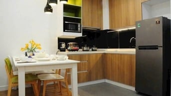Chung cư Resgreen, Thoại Ngọc Hầu, TP: 2p ngủ, nội thất, 70m2, 11tr5