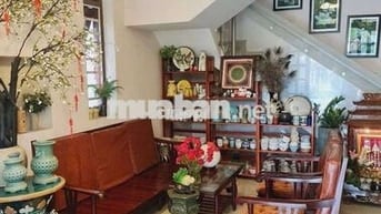 Cho thuê nhà 290m2 gần trường học dĩ an