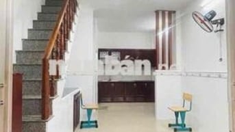 2,99 tỷ, bán nhà Tân Phú, 22,1m2, 2 tầng, 2 Pn, sổ riêng