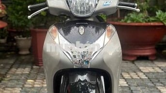 Xe SH Mode đời 2018 bản đặc biệt bstp chính chủp