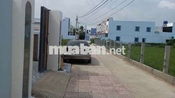 Cháy nhà nên cần ra lô đất để xoay sở