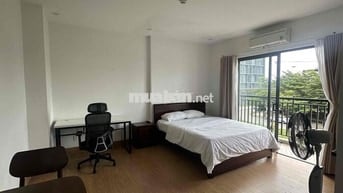 🌿 Căn hộ STUDIO cho LÀM VIỆC TỪ XA với VIEW CÔNG VIÊN