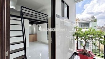 DUPLEX BAN CÔNG NGAY SÂN BAY TÂN SƠN NHẤT