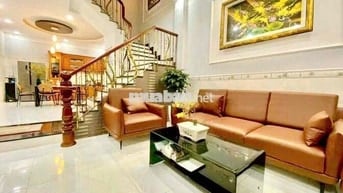 cho thuê nhà nguyên căn Full nội thất - 50m - giá 15tr