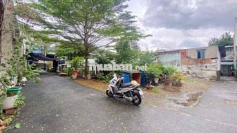 bán lô đất đẹp ngay đường số 8. 52,3m2 SHR, hẻm oto, giá 4,2 tỷ TL