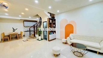 Nhà bán ngay Lũy Bán Bích- DT:4,5x9- đúc 3 tầng- chi 4.xtỷ
