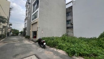 Chủ cần bán lô đất hẻm xe hơi 6m sát mặt tiền đường 5,5ty