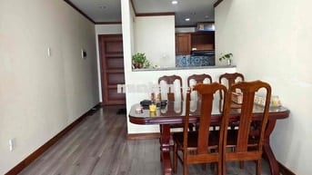 cần tiền em bán gấp căn hộ 3 phòng ngủ,đầy đủ nội thất ,