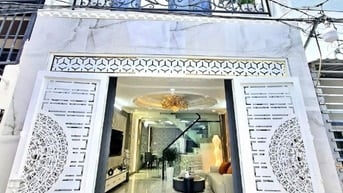 BÁN NHÀ ĐẸP MỚI HOÀN THIỆN HẺM XE HƠI TỚI NHÀ