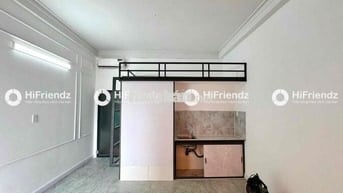 PHÒNG GÁC SINH VIÊN CÓ BAN CÔNG GẦN UEF & HỒNG BÀNG & UEH ISB