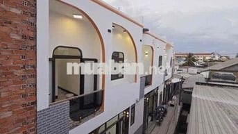 NHÀ LẦU MỚI XÂY, 3 PHÒNG NGỦ, FULL NỘI THẤT. CÁCH CHỢ AN BÌNH 200M