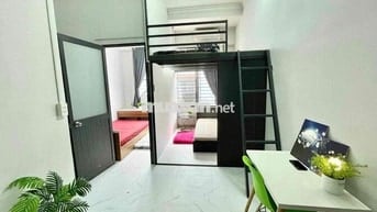 Căn Hộ 2 Phòng Ngủ Có Gác + Bếp + WC Ngay Sân Bay