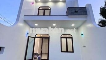 Bán nhà mặt tiền đường Nguyễn Trọng Thuật