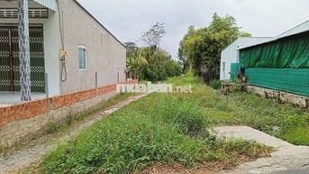 Đất diện tích lớn giá rẻ bán gấp