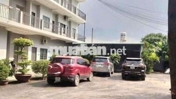 Cho thuê nhà có sân đậu oto miễn phí dĩ an