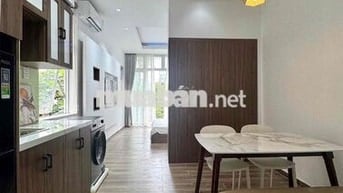 Cho thuê căn hộ máy giặc riêng 50m2 ban công lớn, Phổ Quang, Tân Bình