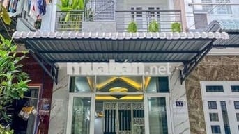 🔥Nhà 2 Tầng Giá Chỉ 890 Triệu – Sân 10m, Hẻm Ô Tô, Ngay Bình Chánh!🔥