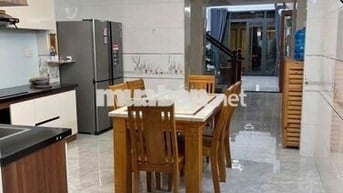 Bán căn nhà 5 tầng - 5 pn - 6wc - khu vực an ninh- oto ngủ trong nhà