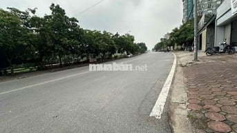 ĐẤT KINH DOANH –VỈA HÈ RỘNG – Ô TÔ TẢI TRÁNH - SẴN DÒNG TIỀN - GẦN BV