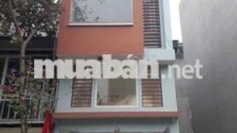 cần bán nhà đã hoàn thiện ở khu dv mậu lương