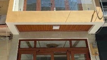 Nhà mặt tiền đường 32 1 trệt 2 lầu giá chỉ 7,9 tỷ TL