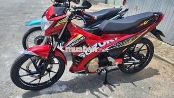 Suzuki raider