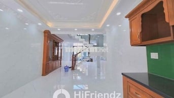 CHO THUÊ PHÒNG 1 TRỆT 1 LẦU SIÊU RỘNG NGAY KHU BIỆT THỰ NGÃ TƯ 4 XÃ