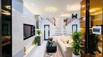 Bán Nhà Nguyễn Trãi, Chỉ Xách Valy đến ở