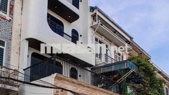 CẦN BÁN NHÀ ĐỨC GIANG LONG BIÊN HÀ NỘI.