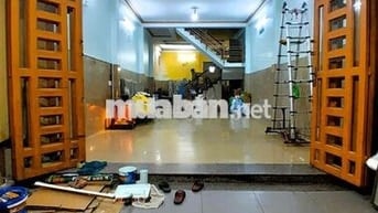 cho thuê mặt bằng 100m2 gần chợ Hiệp Bình thuận tiện kinh doanh