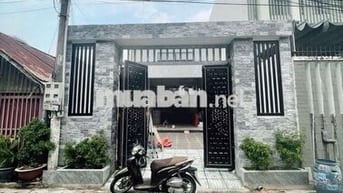 Cho Thuê Mặt Bằng Kho 250m2 Phường Đông Hoà Đường Xe Tải