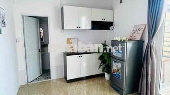 PHÒNG 1PN - BAN CÔNG RỘNG - NGAY ĐH TÔN ĐỨC THẮNG