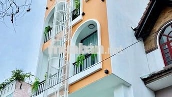 Lên Cho Ace căn hộ CHDV 5Tần Dòng tiền 900tr/1 năm đường Phan Huy ích