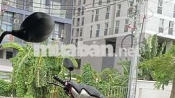 Thanh lý Xe bé con đi ra trường để lại