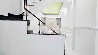 Nhà bán ngay EAON- dt:4x13- đúc 2 tầng- hẻm xe hơi-chỉ 4.xtỷ