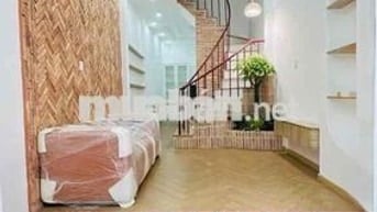NHÀ MỚI - 4 TẦNG - SÁT MT CÔNG VIÊN KHÁNH HỘI HẺM THÔNG - P3- QUẬN 4