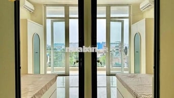 2 phòng ngủ, ban công, máy giặt riêng, full nội thất ngay công viênLBB
