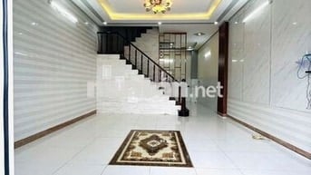 CHO THUÊ NHÀ LẦU MỚI ĐẸP SẴN MÁY LẠNH KDC PHÚ AN GIÁ 6.5TR/THÁNG