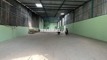 CHO THUÊ KHO XƯỞNG 300M2 NGAY NGÃ 3 ÔNG XÃ CÓ 3 PHA