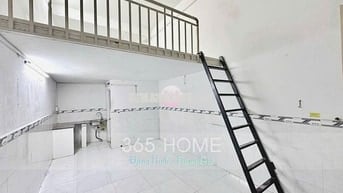 Phòng trọ 30m2 1 trệt 1 gác, Phường Tân Phú, Q7, gần trung tâm