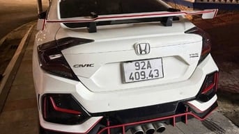 CIVIC 1.5L VTEC cuối 2017 đăng kí 2018