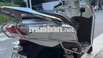 Gia đình thừa xe nên cần bán cho ai cần