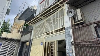 Người thân cần bán nhà DT 47m2 giá 3tỷ150tr ở Điện Biên Phủ, P15, BT