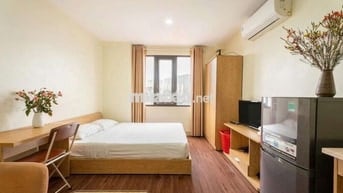 💥 Siu Phẩm Studio Cửa Sổ , An Ninh, Thang Máy _ Gần Phan Xích Long ✅️