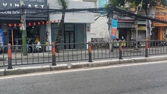 CẦN GẤP 1 NAM GIỮ XE CA ĐÊM Ở CỬA HÀNG TRANG SỨC ( NGHỈ NGƠI ĐƯỢC)