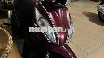 chính chủ cần bán xe vision để lên xe mới